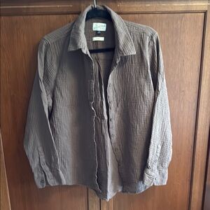 Universal Thread Brown Crinkle Button-Down Shirt